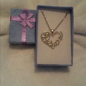 💐 Sliver MOM pendant with chain 💐